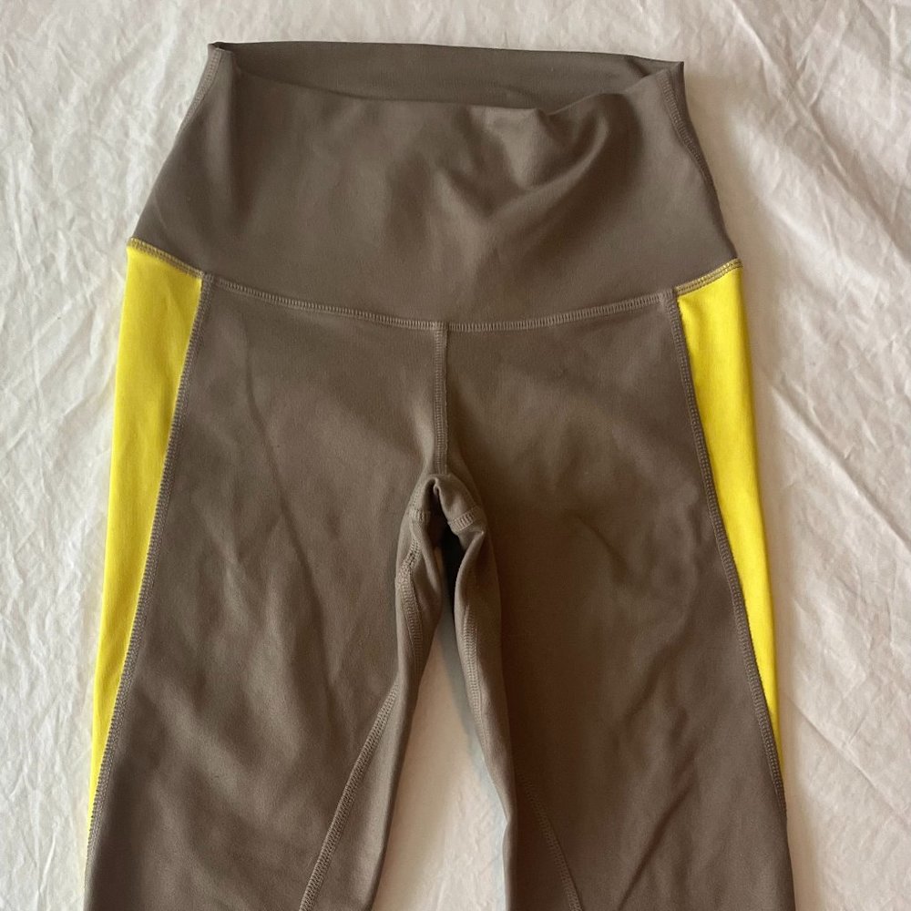 High-waist Airlift Legging by Alo Yoga